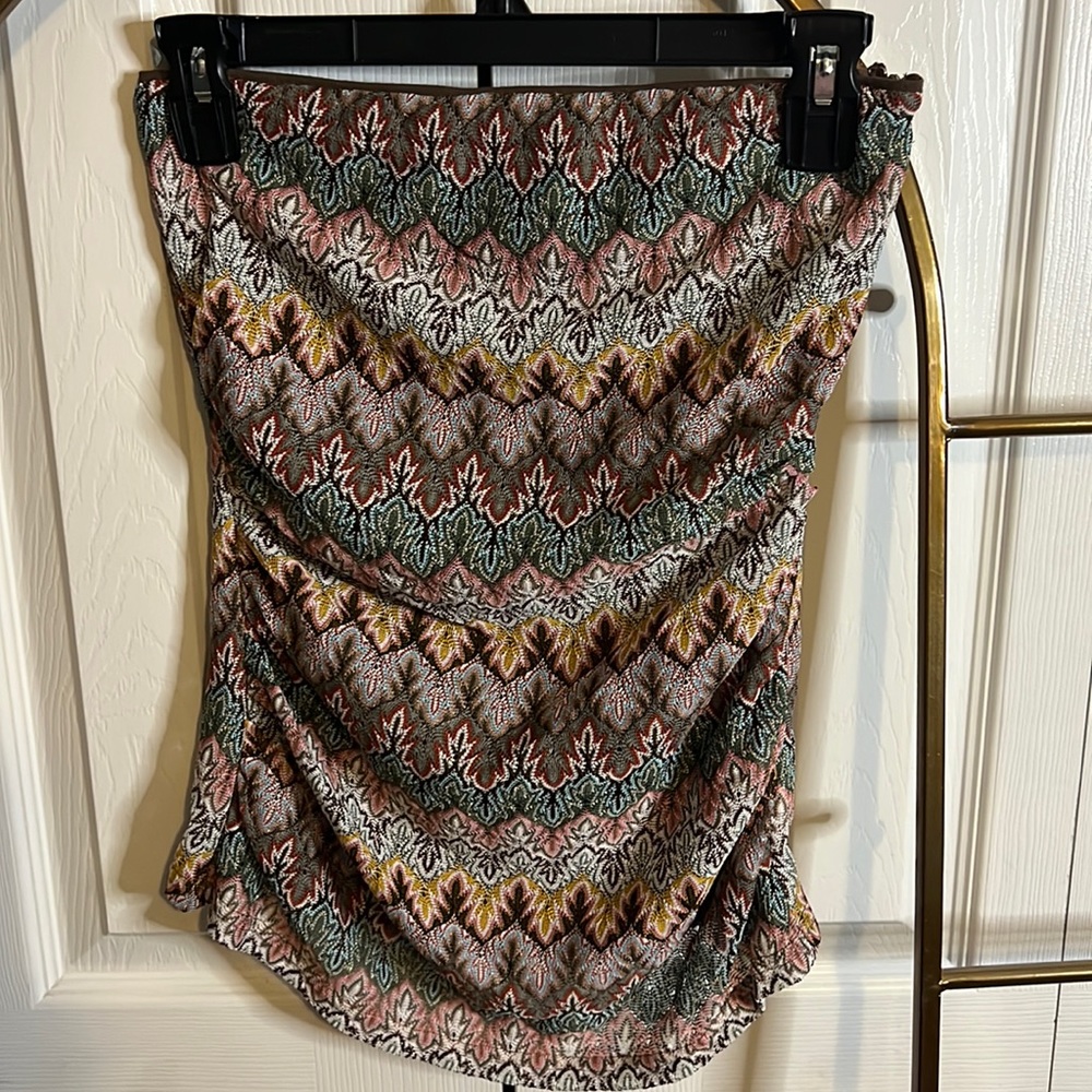 NWT . Love Point Tube Top